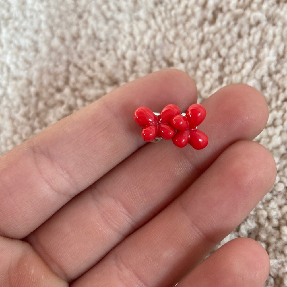 Selling earrings